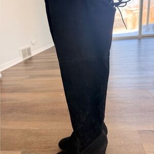 Black Velvet Knee-High Heeled Boots – Size 36 (US 5.5–6)